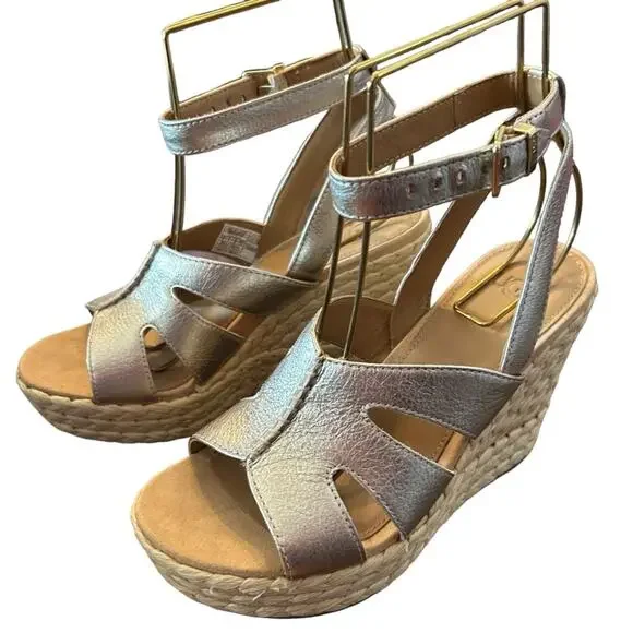 Ugg Careena Gold Metallic Leather Wedge Espadrilles Sandals Ankle Strap NEW 6.5 - Picture 7 of 11